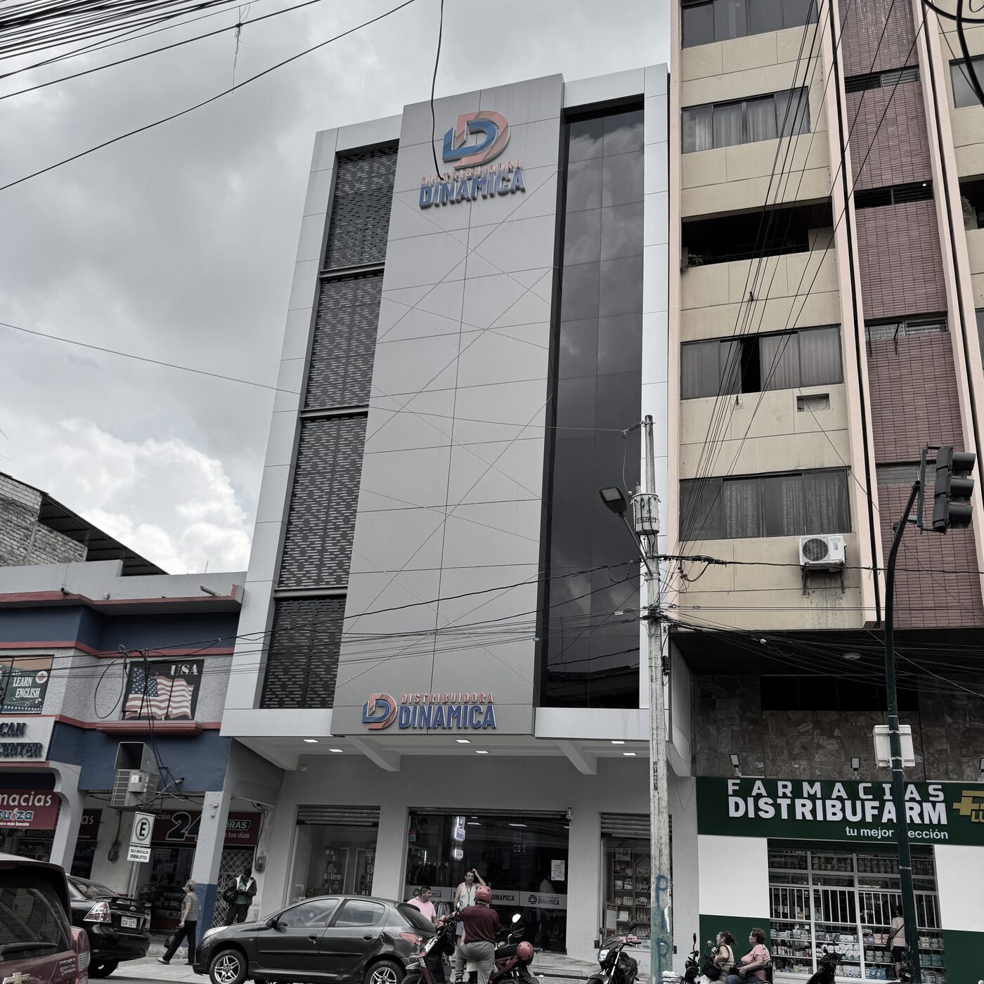 Edificio Distribuidora Dinámica, obra terminada — JKASG, Milagro